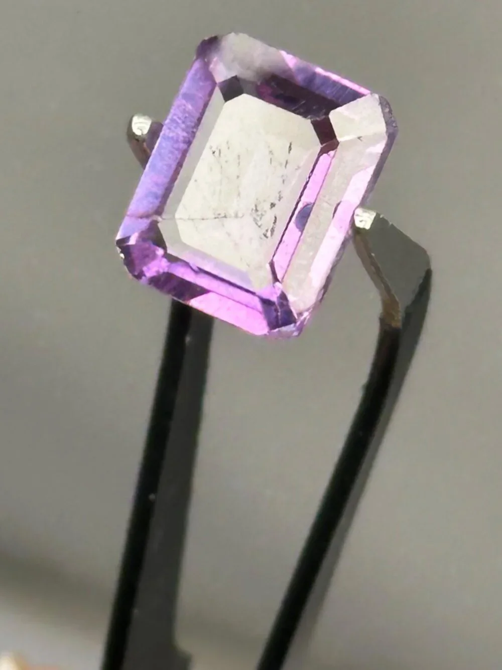 Color Changing Alexandrite - Picture 16 of 16